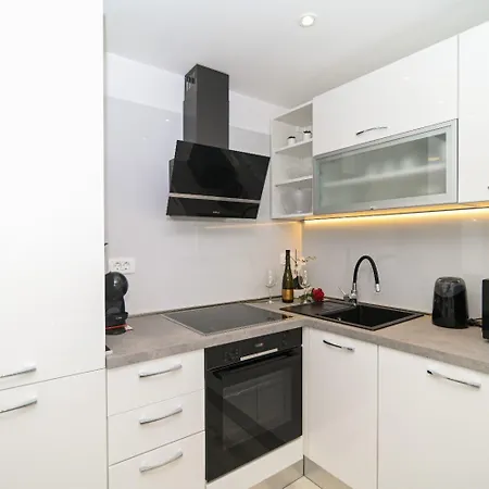 Sani Apartmán *